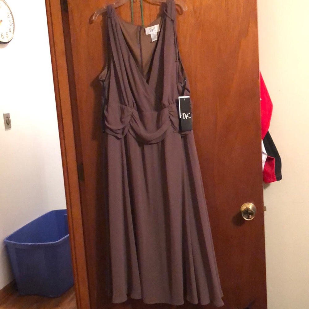 Brown dress